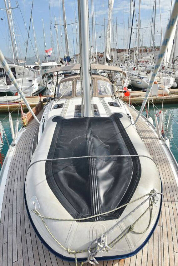 Bavaria Cruiser 37