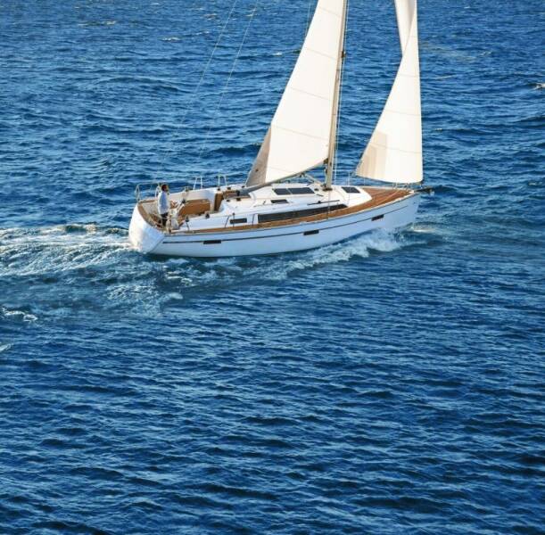 Bavaria Cruiser 37