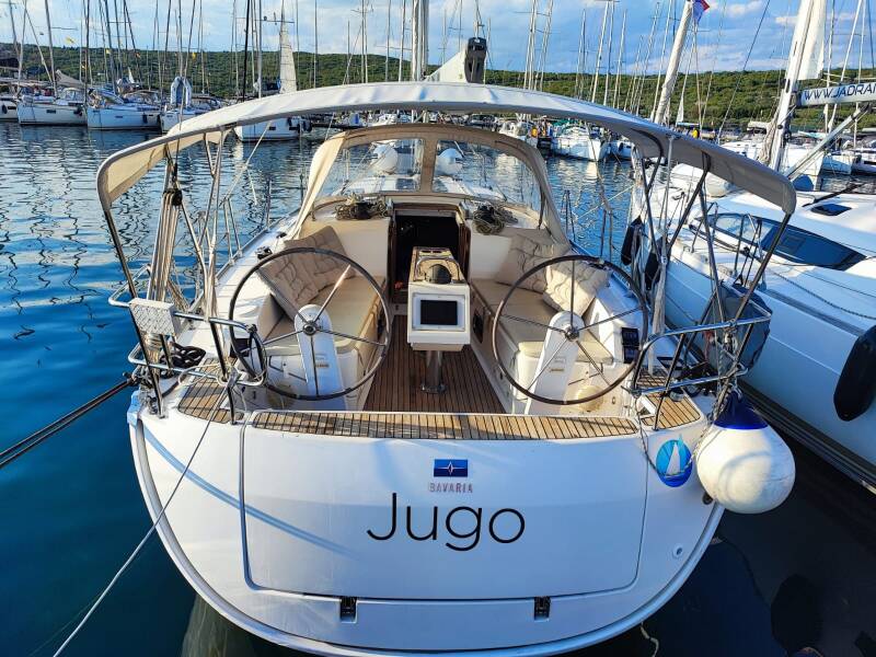 Bavaria Cruiser 37