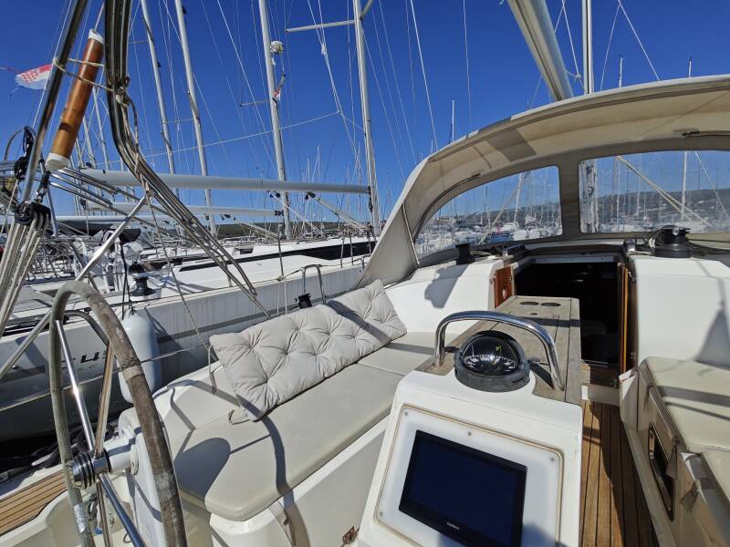 Bavaria Cruiser 37