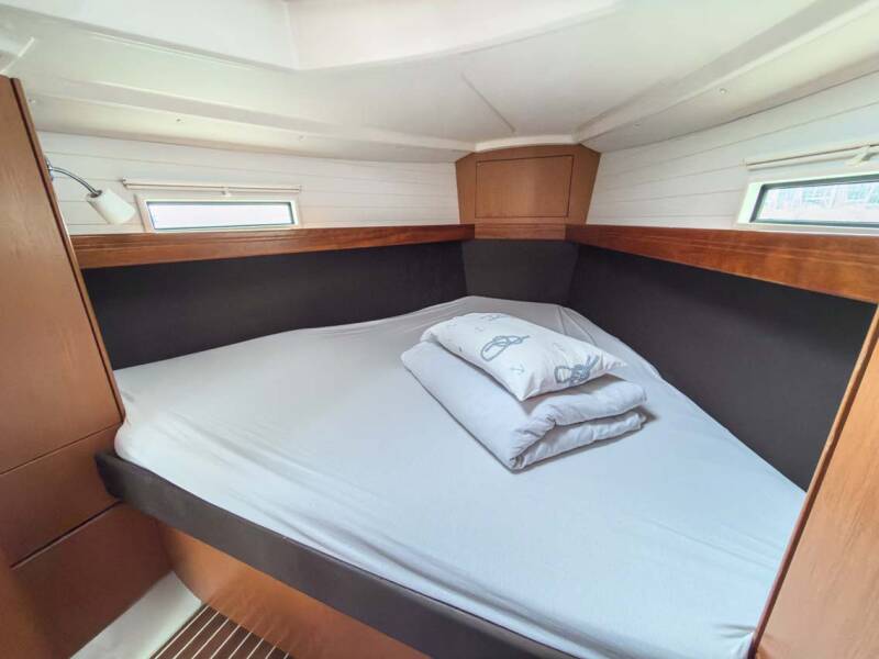 Bavaria Cruiser 37