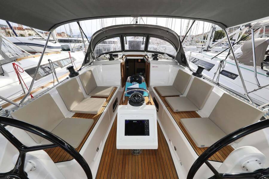 Bavaria Cruiser 41 Style