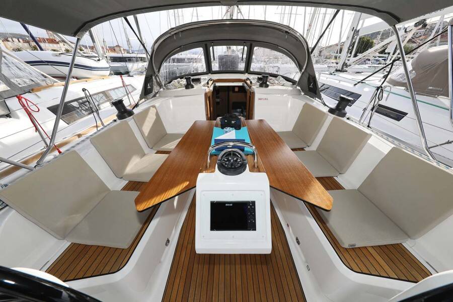 Bavaria Cruiser 41 Style