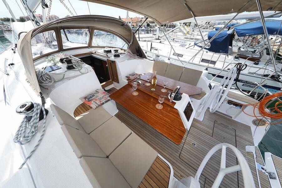 Bavaria Cruiser 46 Style