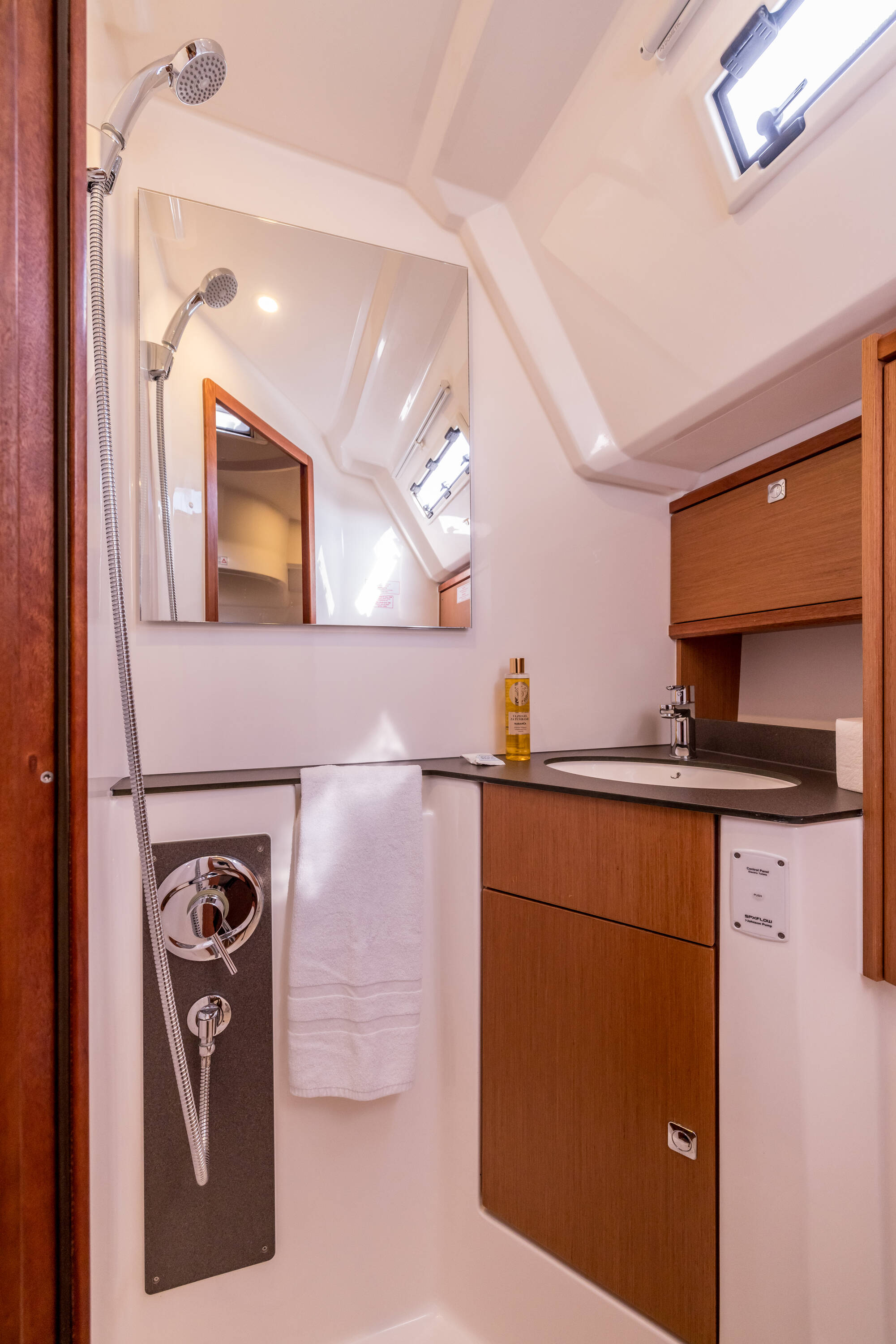 Bavaria Cruiser 46