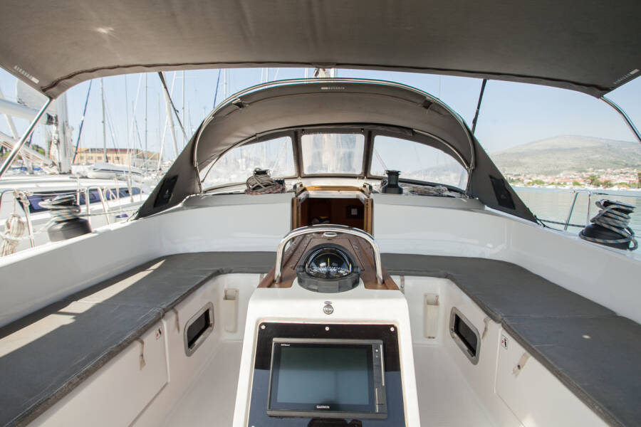Bavaria Cruiser 51