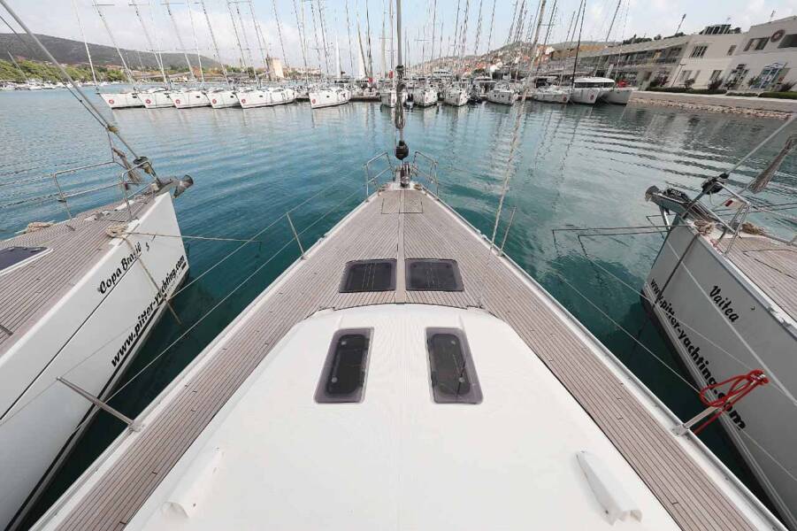 Bavaria Cruiser 51