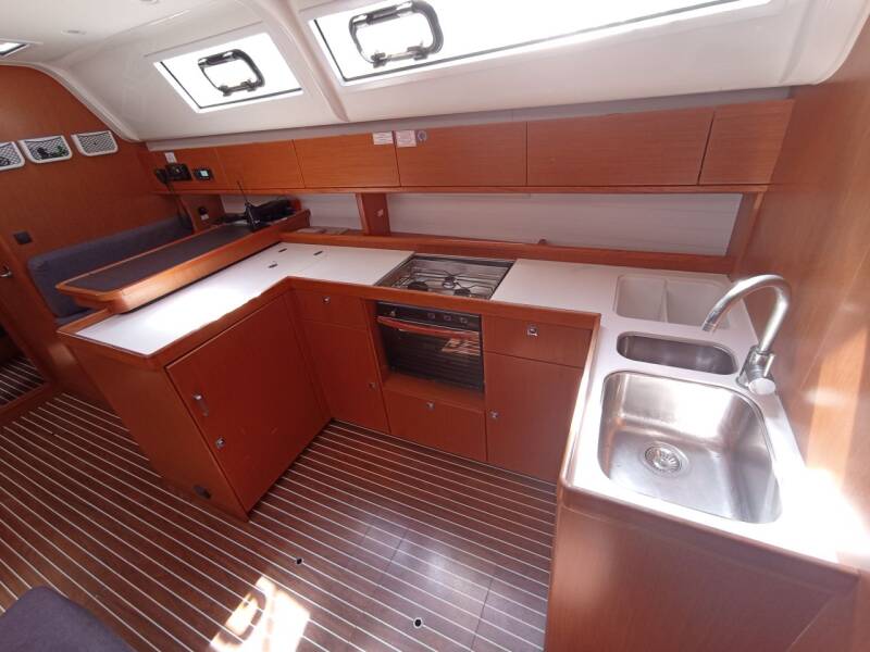 Bavaria Cruiser 51