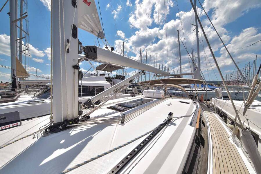 Bavaria Cruiser 51