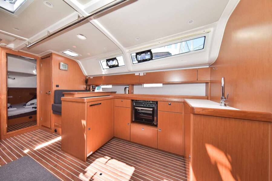 Bavaria Cruiser 51