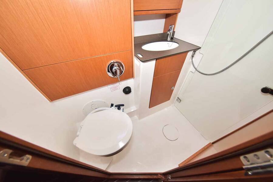 Bavaria Cruiser 51