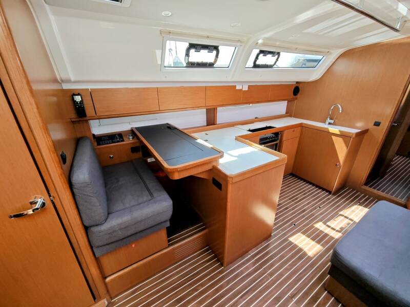 Bavaria Cruiser 51