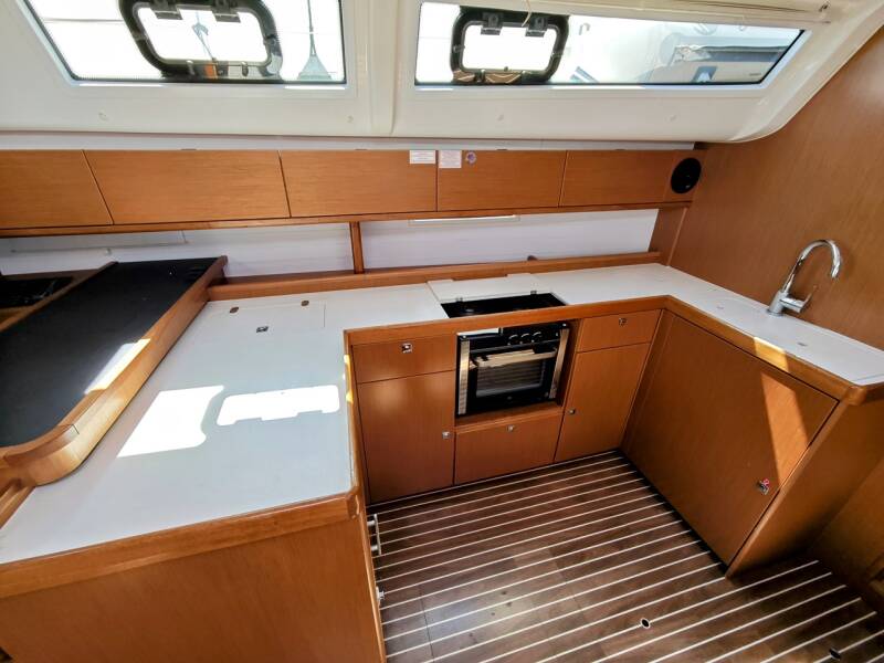 Bavaria Cruiser 51
