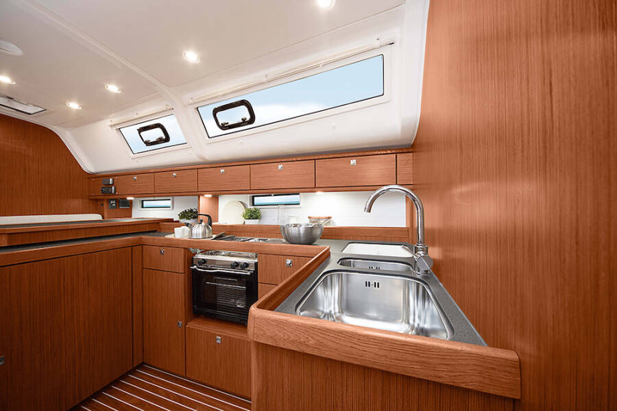 Bavaria Cruiser 51