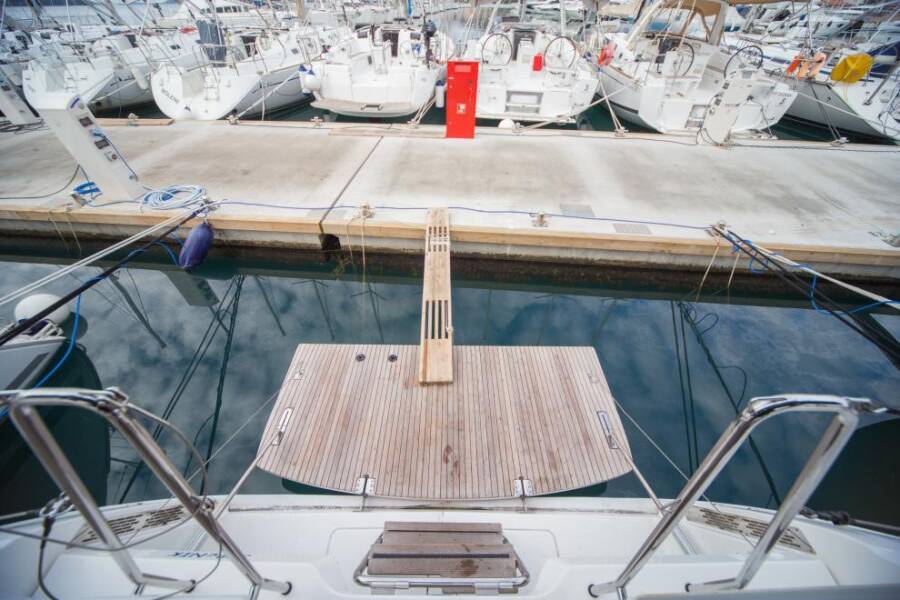 Bavaria Cruiser 56
