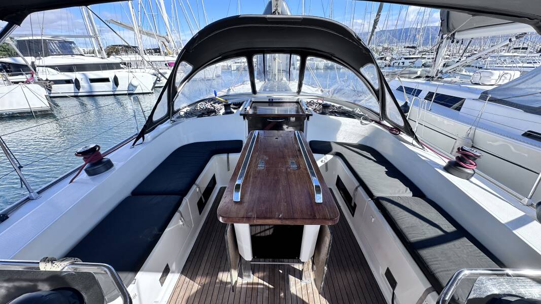 Bavaria Cruiser 56