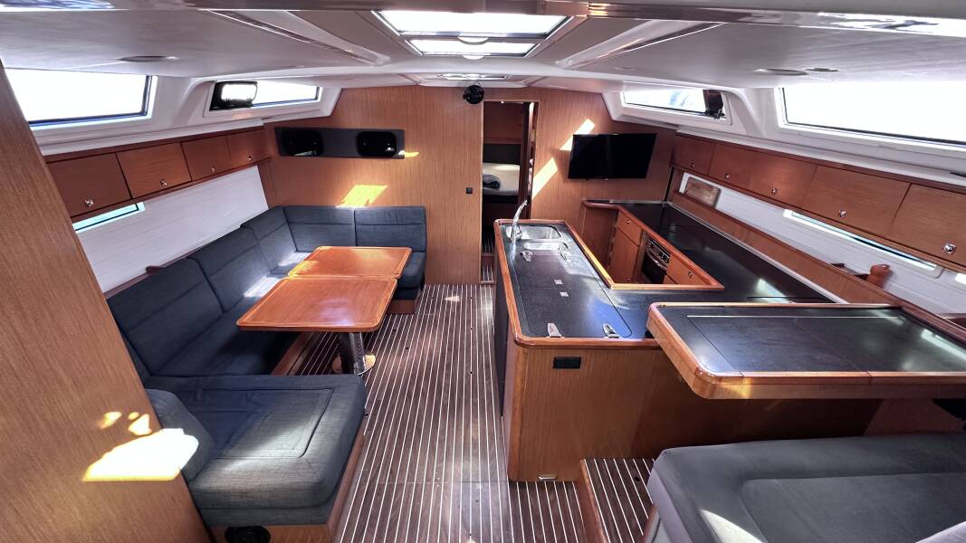 Bavaria Cruiser 56