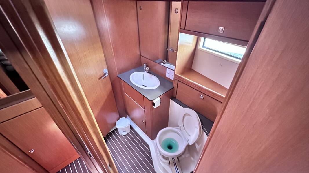 Bavaria Cruiser 56