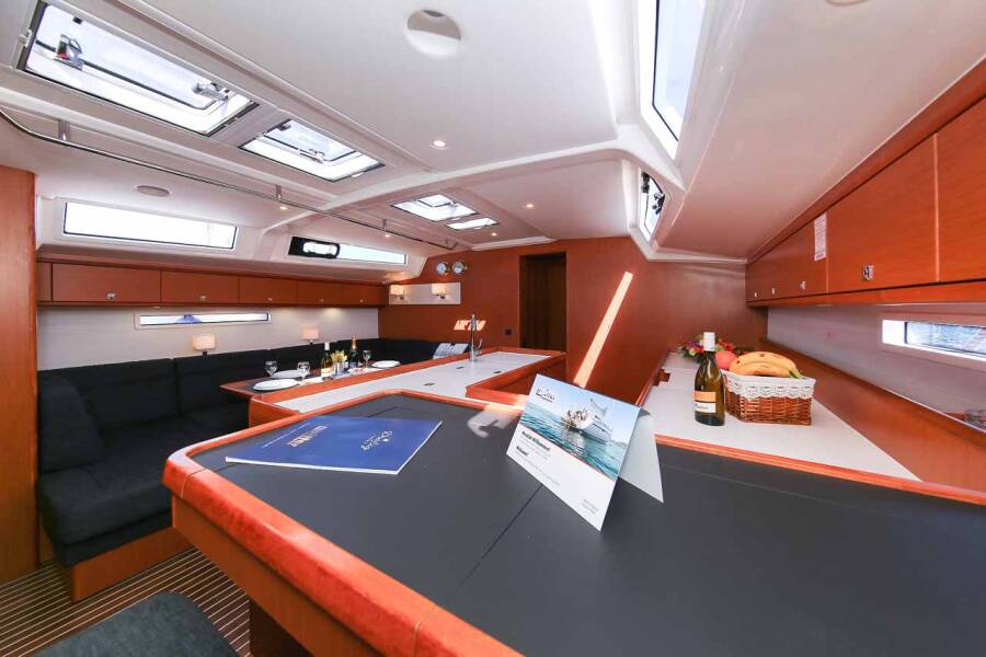 Bavaria Cruiser 56