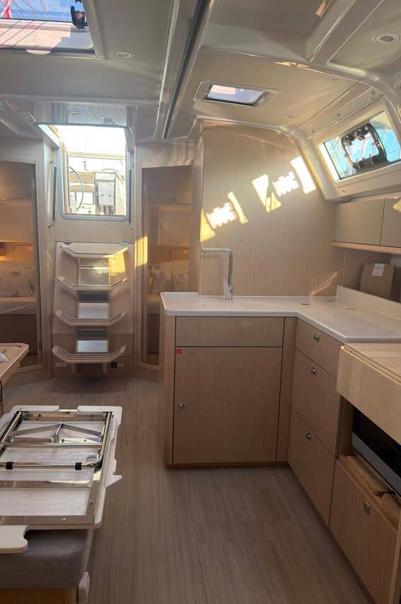 Bavaria Voyager 45