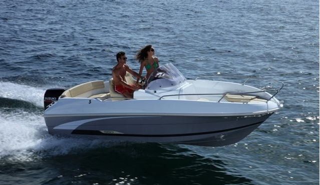 Beneteau 550