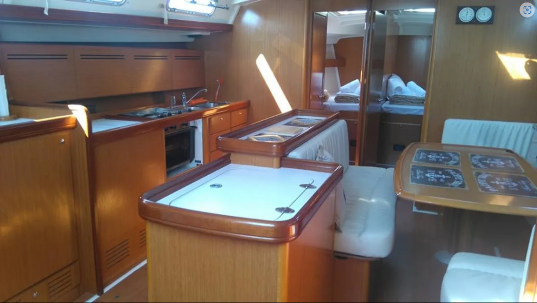 Cyclades 50.4