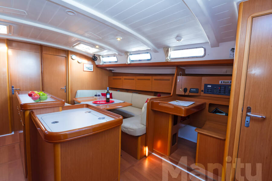 Cyclades 50.5