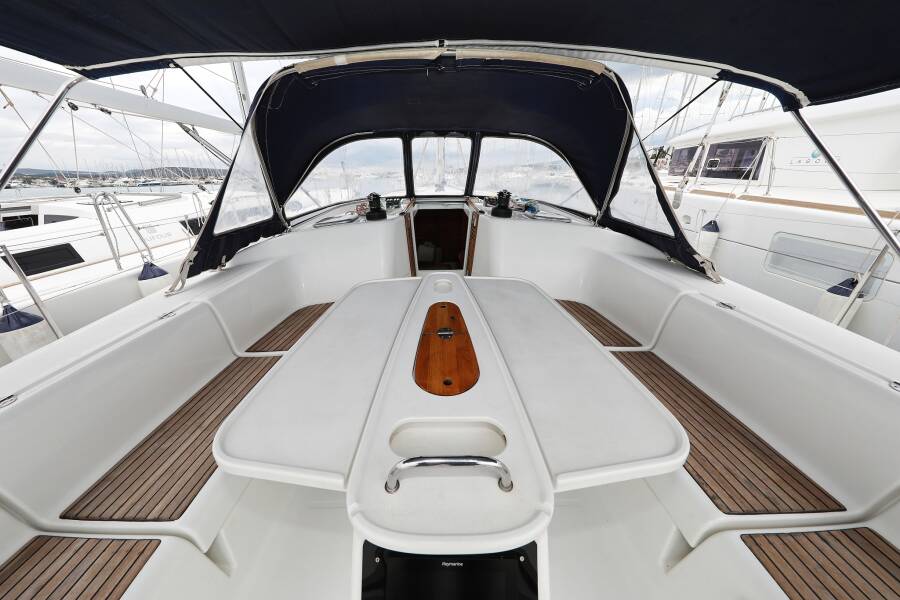 Cyclades 50.5