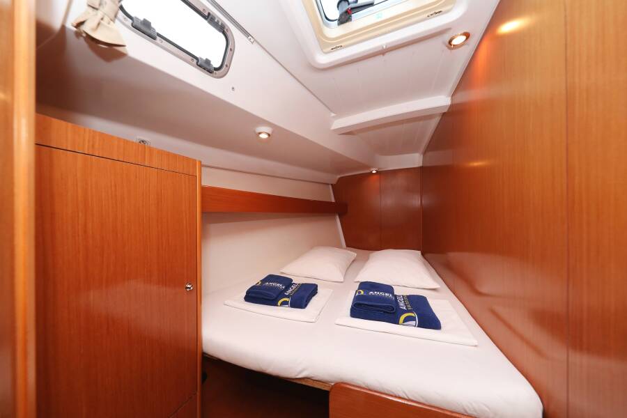 Cyclades 50.5