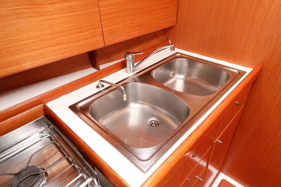 Cyclades 50.5
