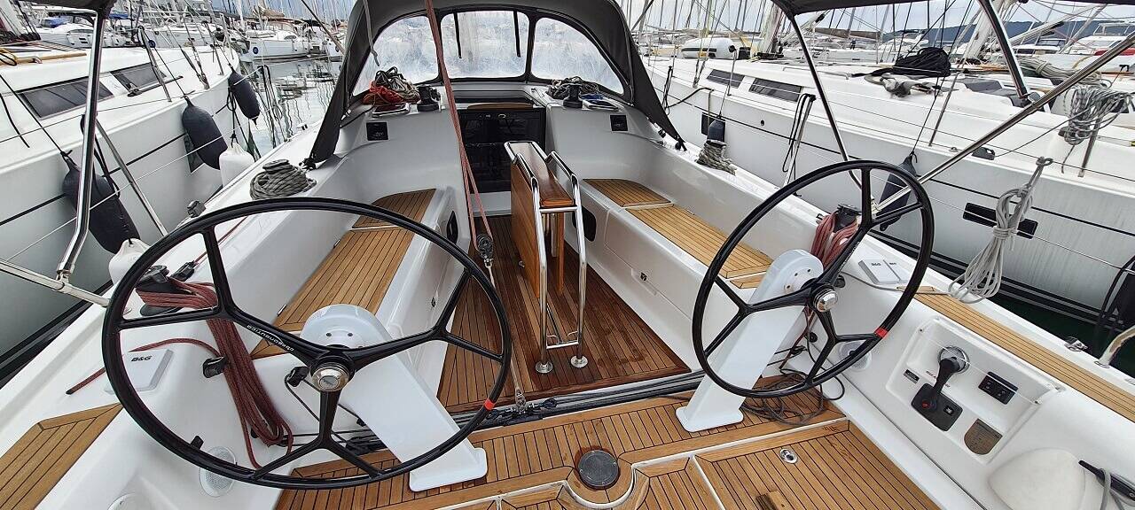 Dehler 38