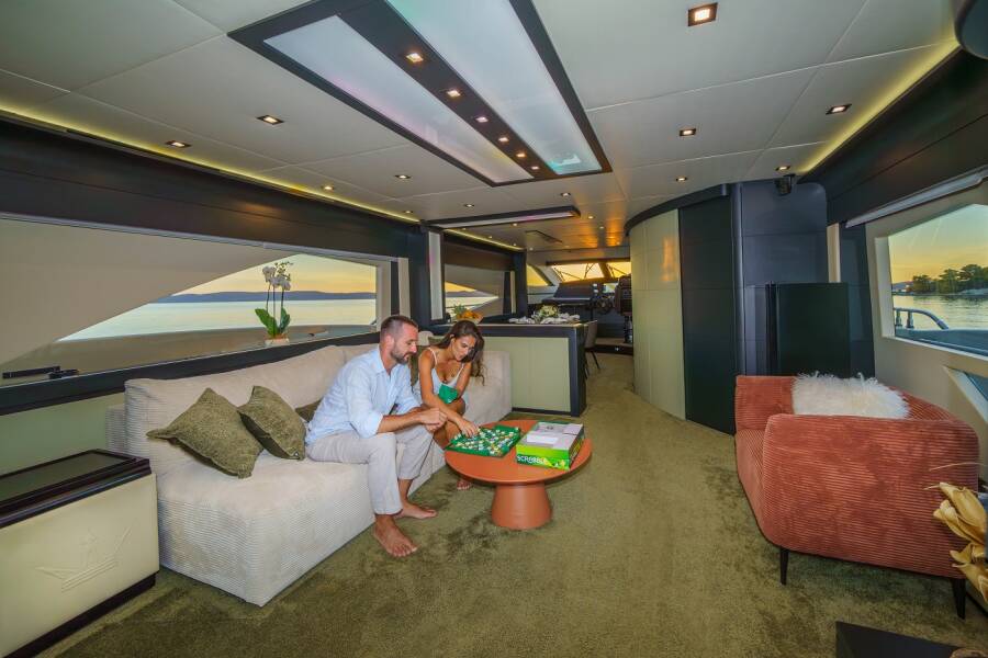 Dominator 780S Deluxe