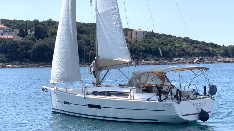 Dufour 382 GL