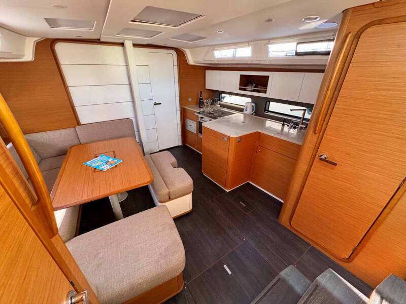 Dufour 41 Performance