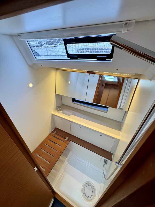 Dufour 41 Performance