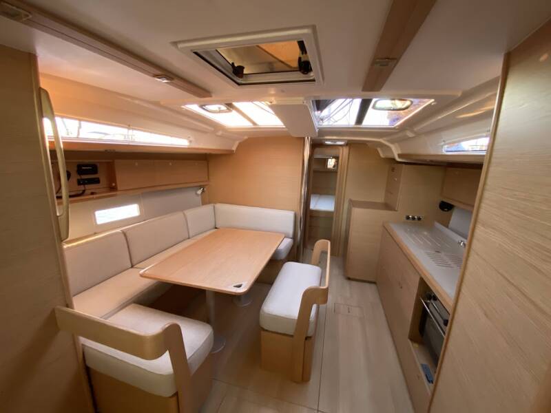 Dufour 430 GL