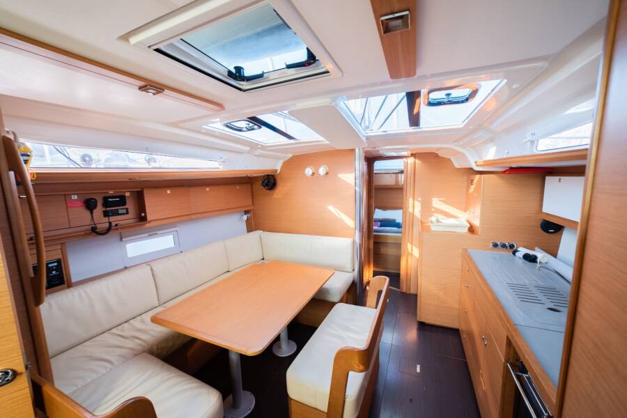 Dufour 430 GL