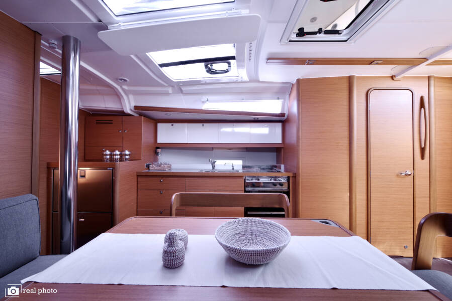 Dufour 430