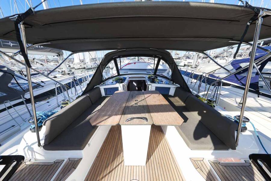 Dufour 44