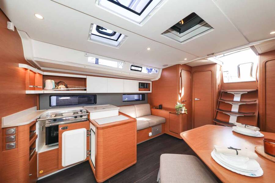 Dufour 44