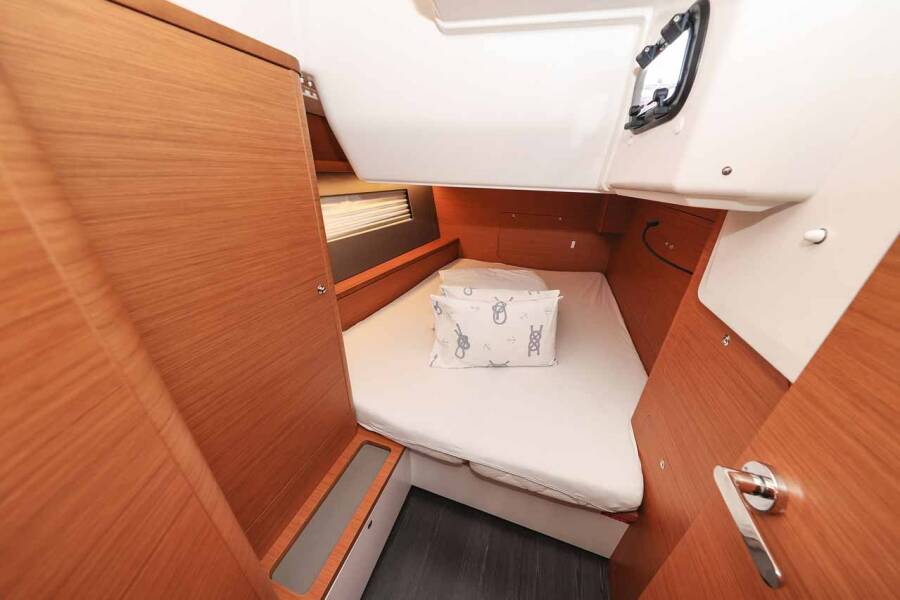 Dufour 44