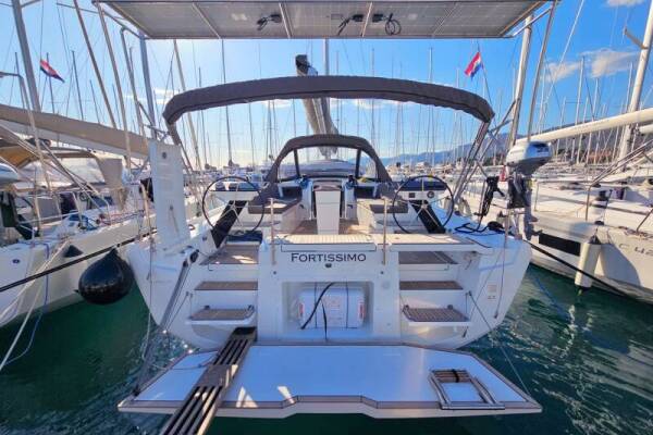 Dufour 44