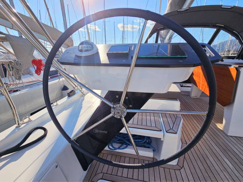 Dufour 44