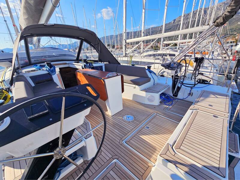 Dufour 44