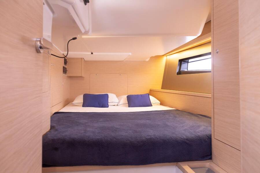 Dufour 44