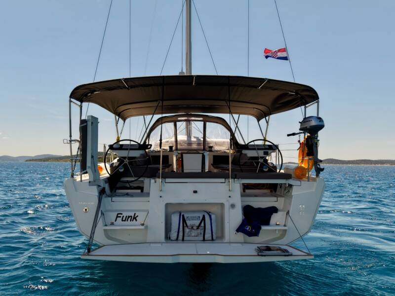 Dufour 44