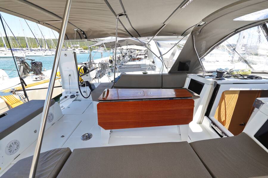 Dufour 44