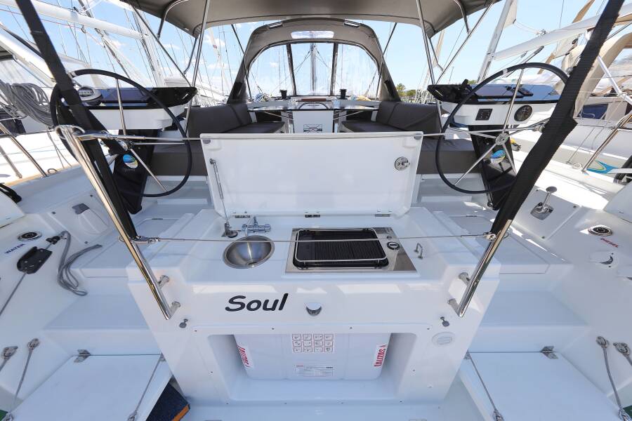 Dufour 44