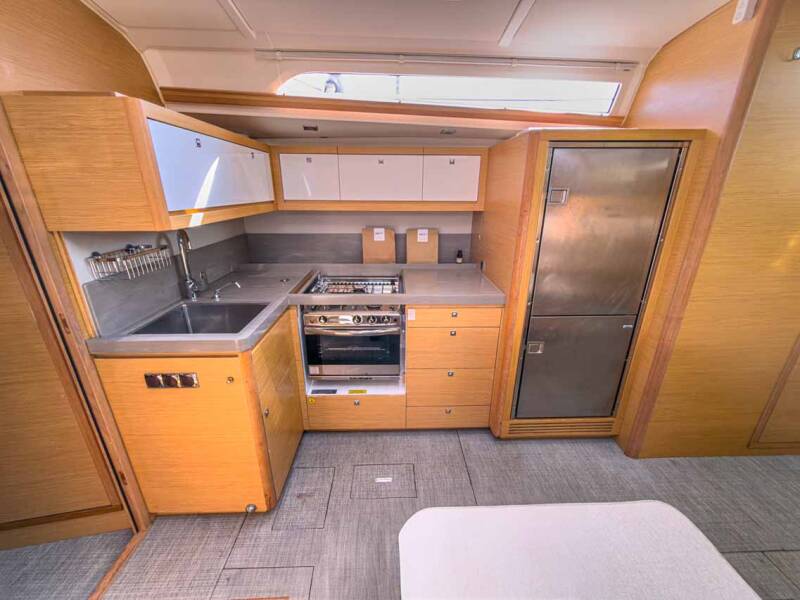 Dufour 470 performance