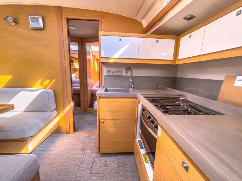 Dufour 470 performance